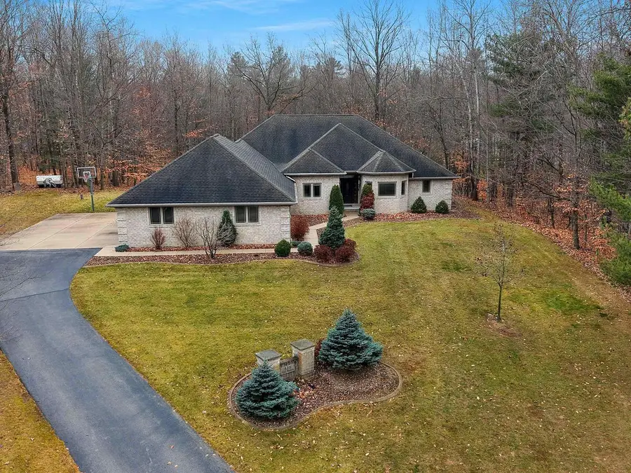 425 HILL HAVEN COURT, Little Suamico, WI 54141 - #3
