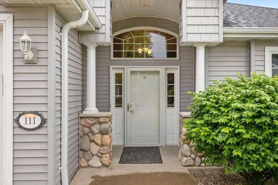 111 REGENT PLACE, Neenah, WI 54956 - #3