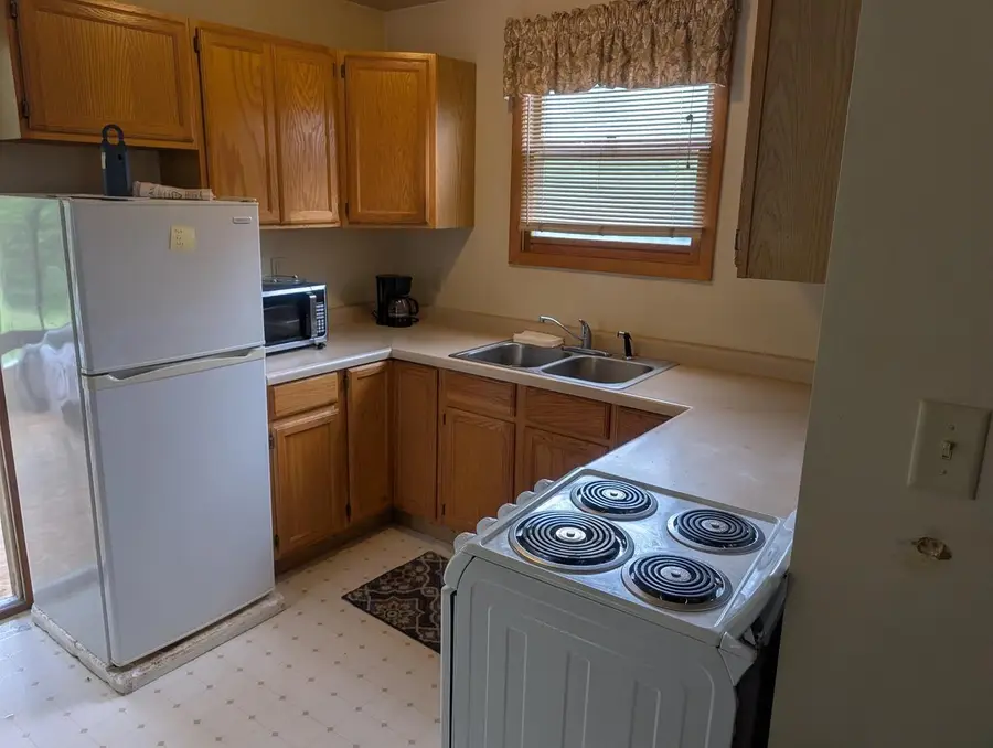 218 WOOD LANE, New London, WI 54961 - #3