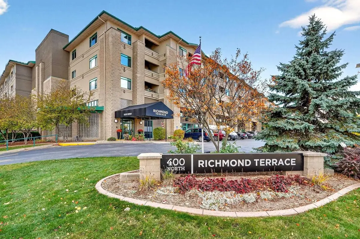 400 N RICHMOND STREET  #332, Appleton, WI 54911 - #1