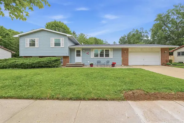 960 MARICOPA DRIVE, Oshkosh, WI 54904