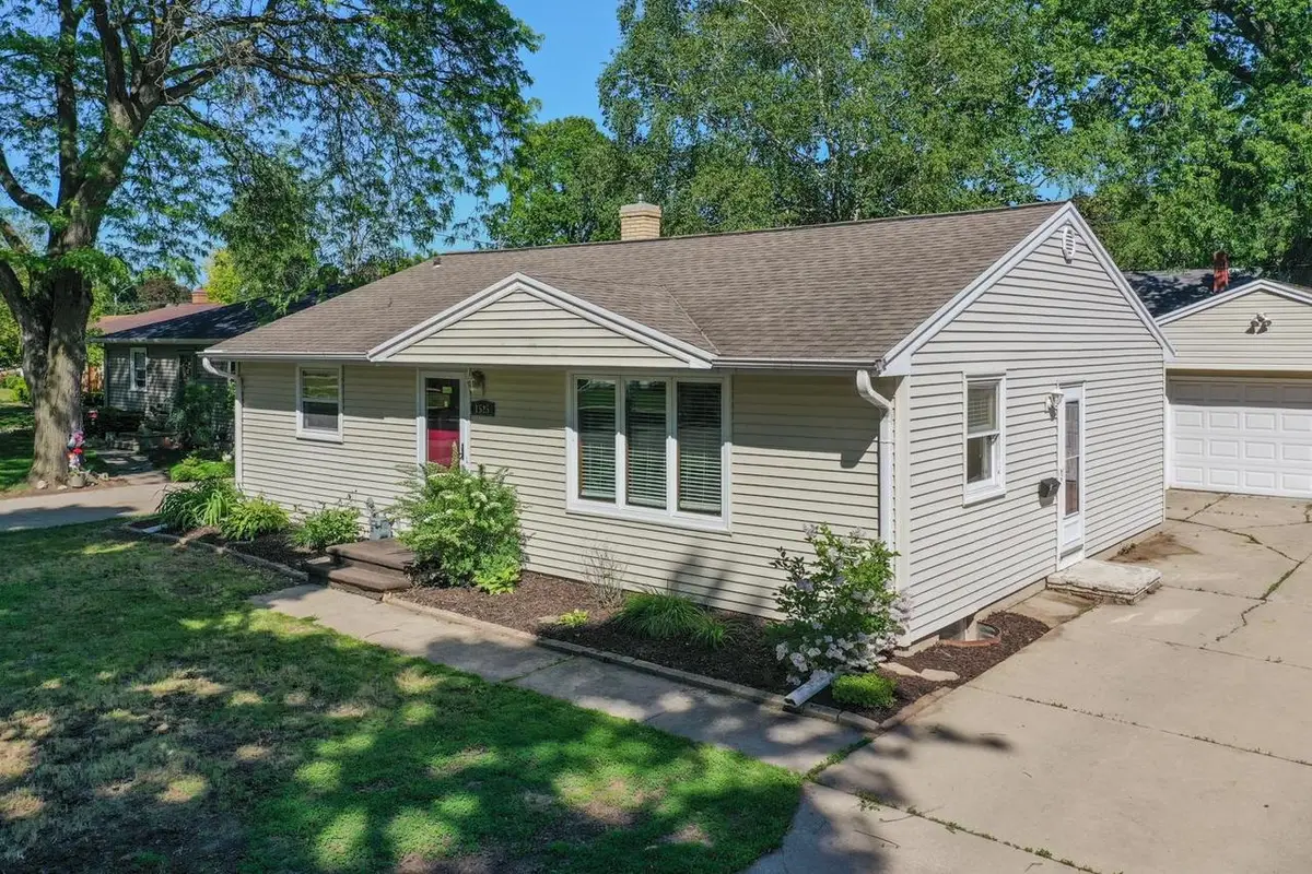 1525 GROSS AVENUE, Green Bay, WI 54304 - #1