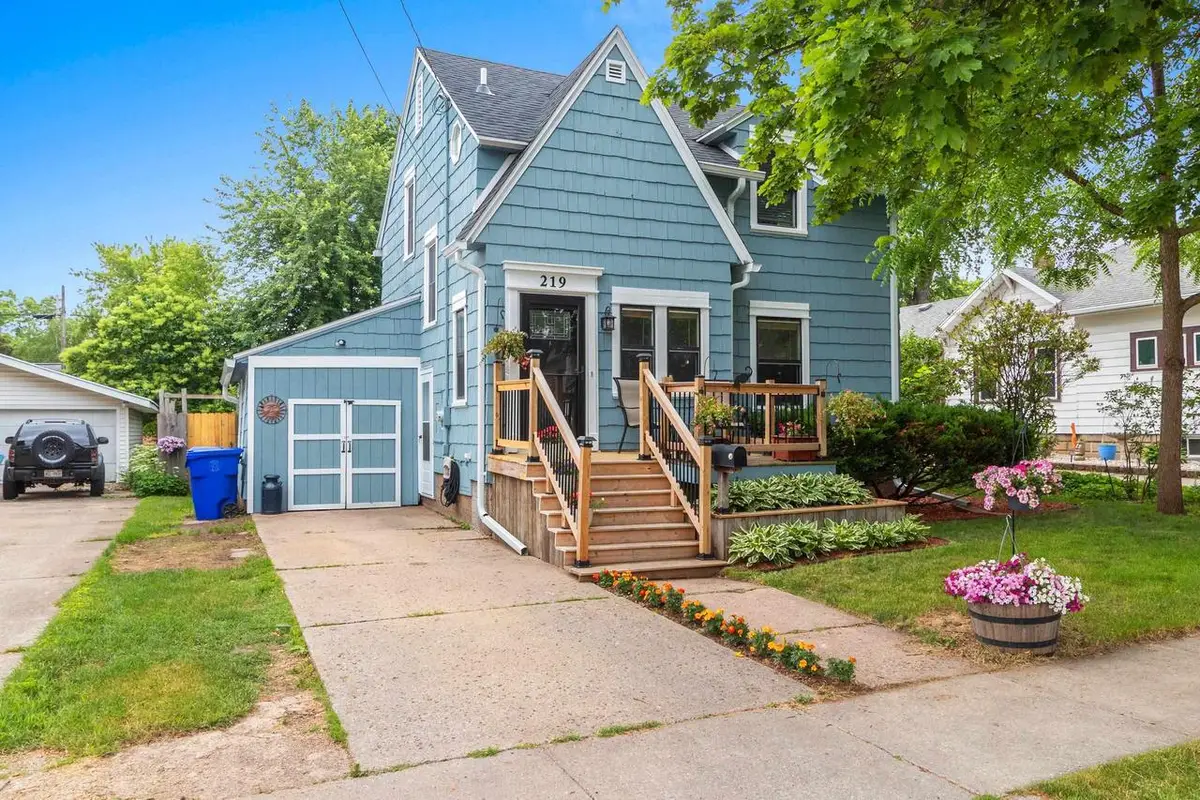 219 E HANCOCK STREET, Appleton, WI 54911 - #1