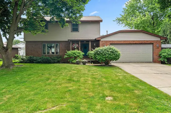 716 EAU CLAIRE PLACE, De Pere, WI 54115