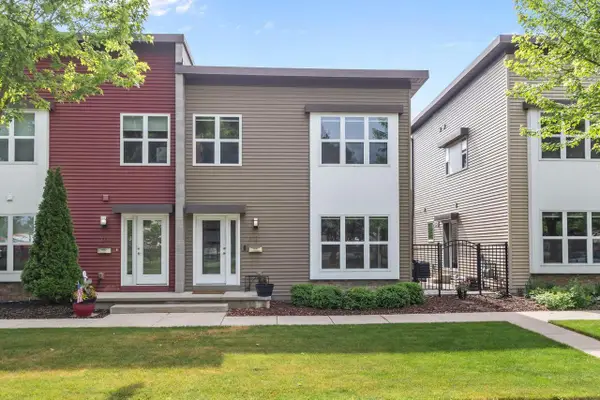 312 N VAN BUREN STREET, Green Bay, WI 54301
