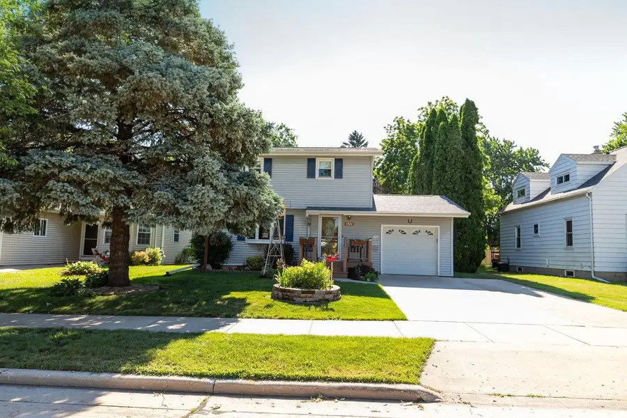 1926 OHIO STREET, Oshkosh, WI 54902 - #3