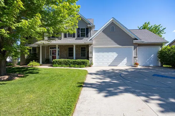 2702 E CORRIDOR DRIVE, Appleton, WI 54913