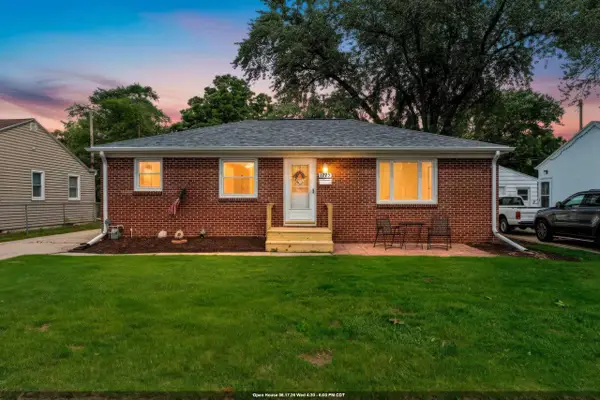 1225 REDWOOD DRIVE, Green Bay, WI 54304