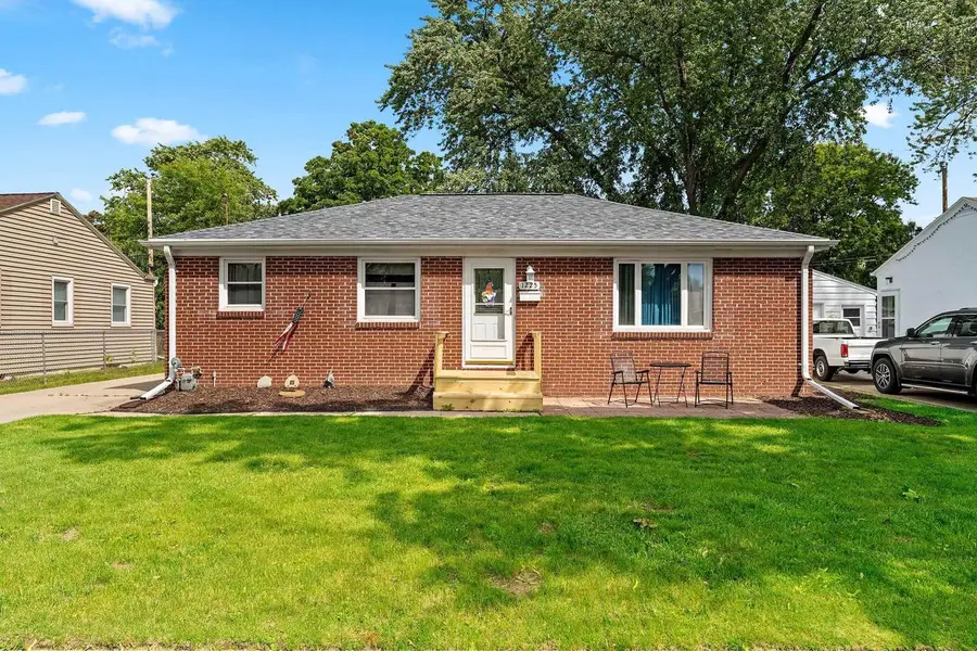 1225 REDWOOD DRIVE, Green Bay, WI 54304 - #2