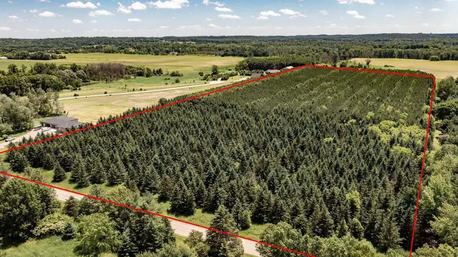 LYONS ROAD, New London, WI 54961 - #3