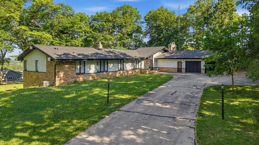 W4410 Mary Hill Park DRIVE, Fond Du Lac, WI 54937 - #2