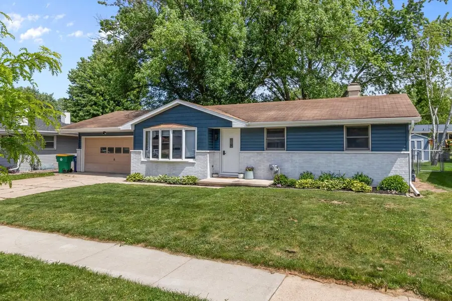 334 WESTPLAIN DRIVE, Green Bay, WI 54303 - #2