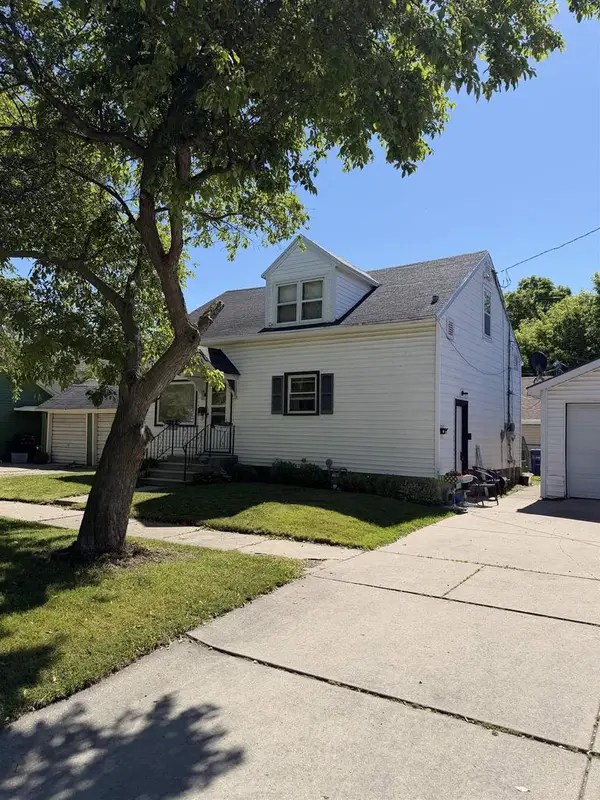 818 ST GEORGE STREET, Green Bay, WI 54302