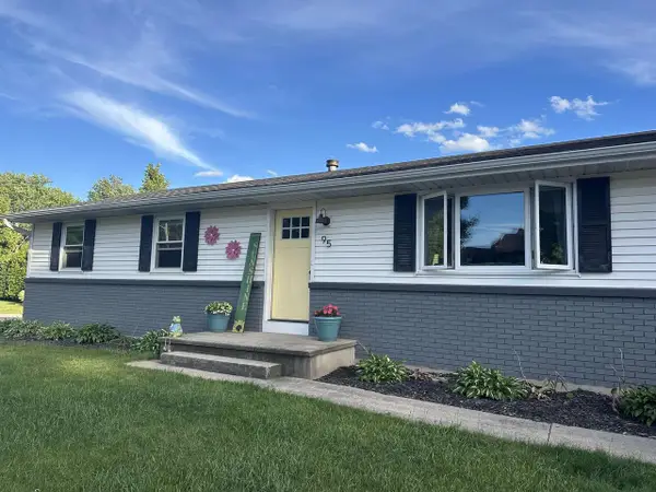 95 NORTHBREEZE DRIVE, Appleton, WI 54911