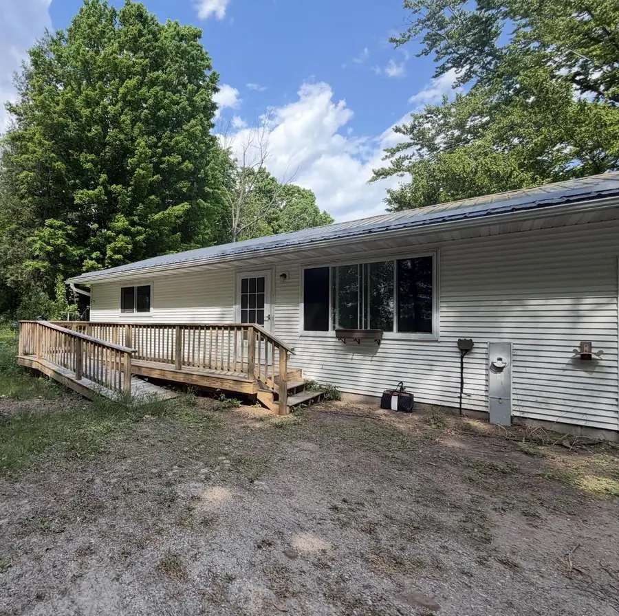 7674 COUNTY ROAD V, Gillett, WI 54124 - #2