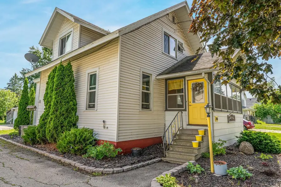 240 E PEARL STREET, Seymour, WI 54165 - #2