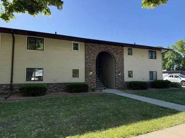 1755 MARICOPA DRIVE  #B, Oshkosh, WI 54904