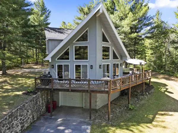 N6841 DEVILS LAKE ROAD, Crivitz, WI 54114