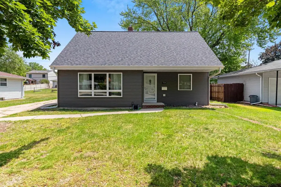 714 N LOCUST STREET, Green Bay, WI 54303 - #3