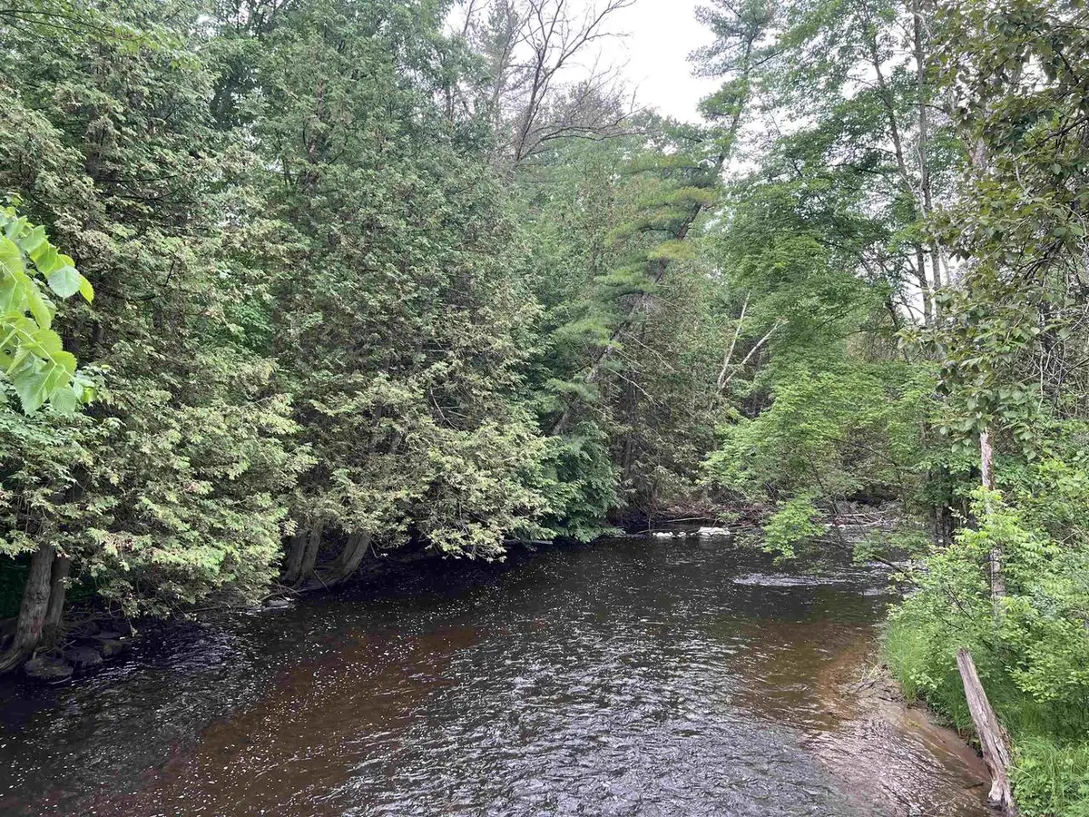 W7167 ST PAUL ROAD, Crivitz, WI 54114 - #1
