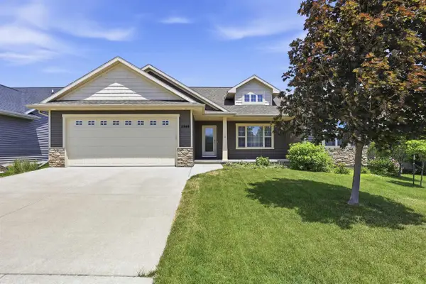 2948 CHRYSTELLA DRIVE, Menasha, WI 54952