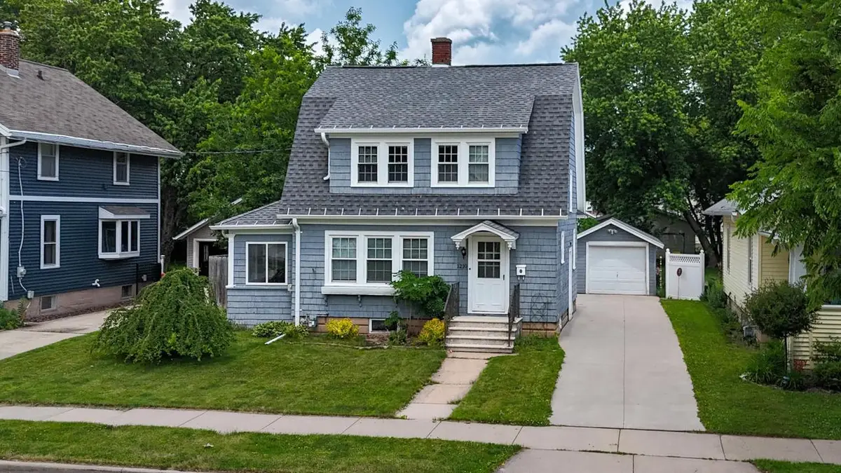 1210 W PACKARD STREET, Appleton, WI 54914 - #1