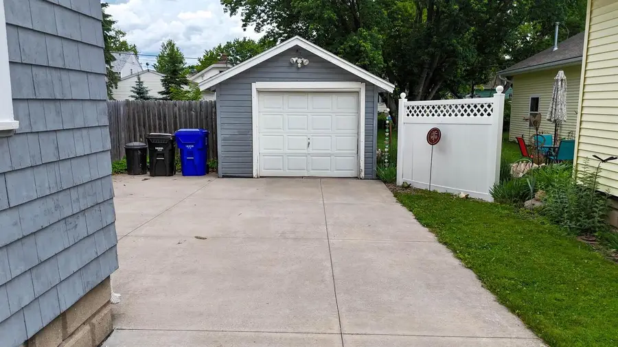 1210 W PACKARD STREET, Appleton, WI 54914 - #2