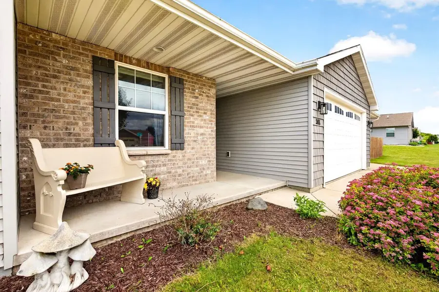 503 RUSCH DRIVE, Combined Locks, WI 54113 - #2