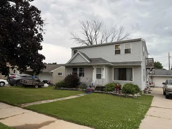 1617 GREEN STREET, Manitowoc, WI 54220