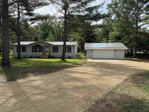 W5043 HIAWATHA COURT, Shawano, WI 54166