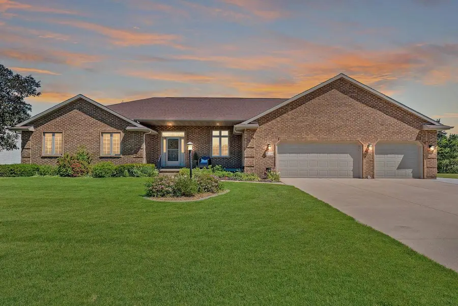 2562 REBECCA ANN DRIVE, New Franken, WI 54229 - #2