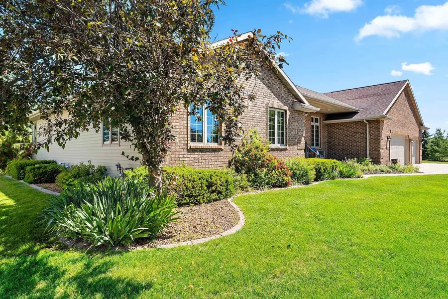 2562 REBECCA ANN DRIVE, New Franken, WI 54229 - #3