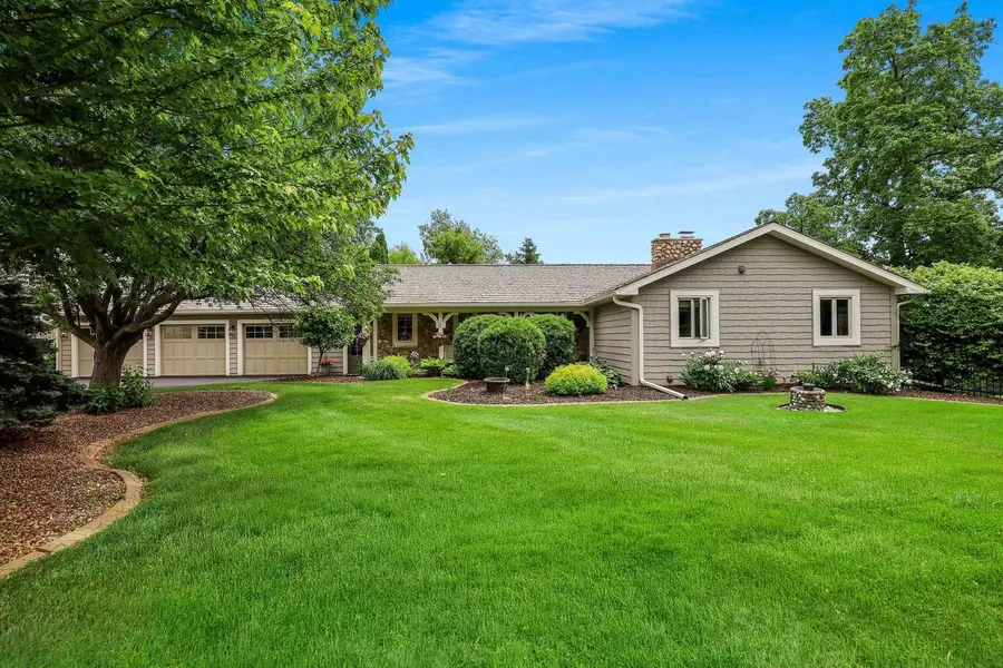 2281 LOST DAUPHIN ROAD, De Pere, WI 54115 - #3