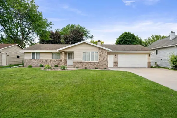 2615 W SUNNYVIEW CIRCLE, Appleton, WI 54914