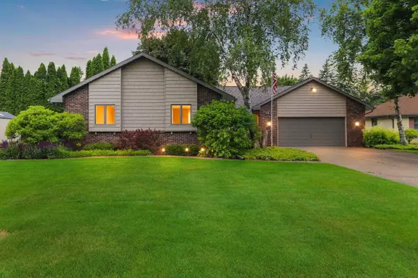 28 GREVES COURT, Appleton, WI 54914