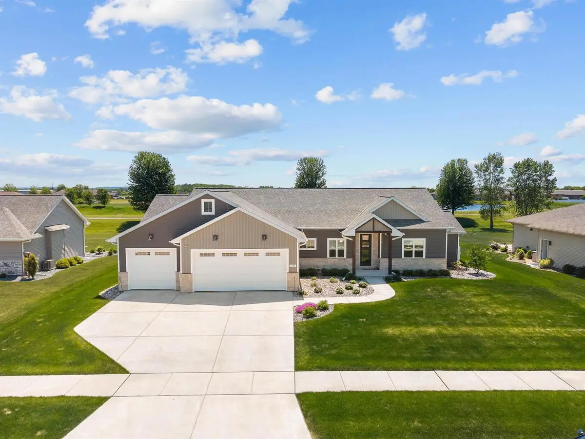 2157 FOX POINT CIRCLE, De Pere, WI 54115 - #1