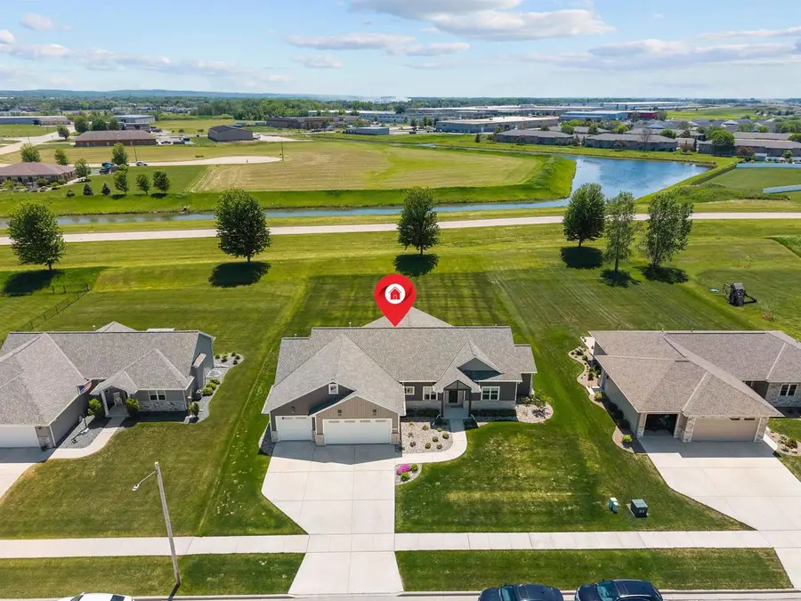 2157 FOX POINT CIRCLE, De Pere, WI 54115 - #2