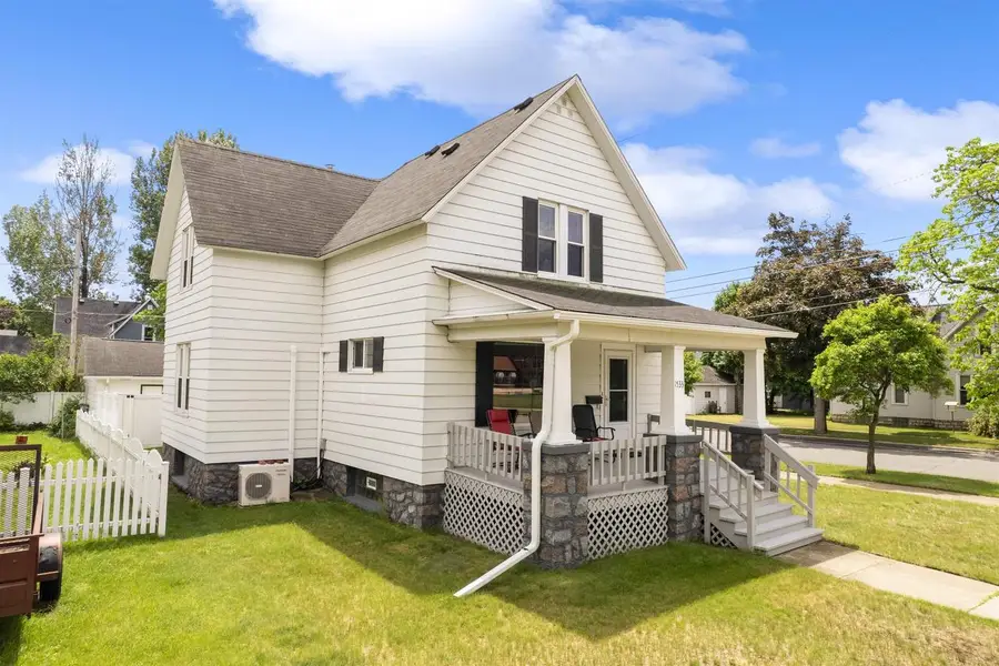 1533 ELIZABETH AVENUE, Marinette, WI 54143 - #2