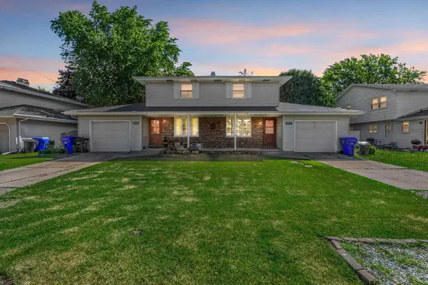 706 N HAWTHORNE DRIVE, Appleton, WI 54915