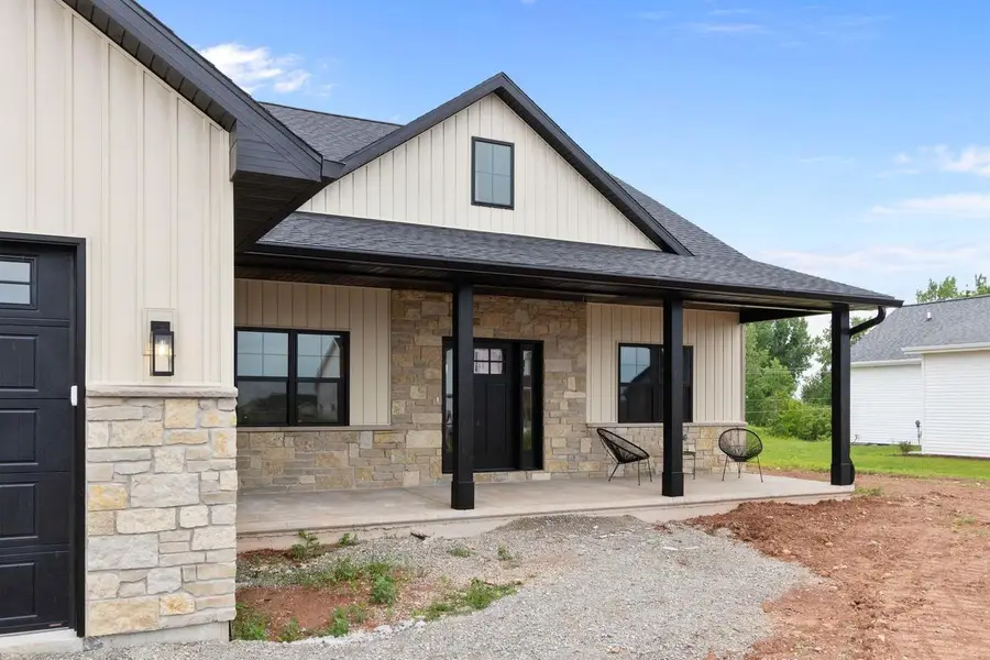 N1298 MEADOW PARK DRIVE, Greenville, WI 54942 - #2