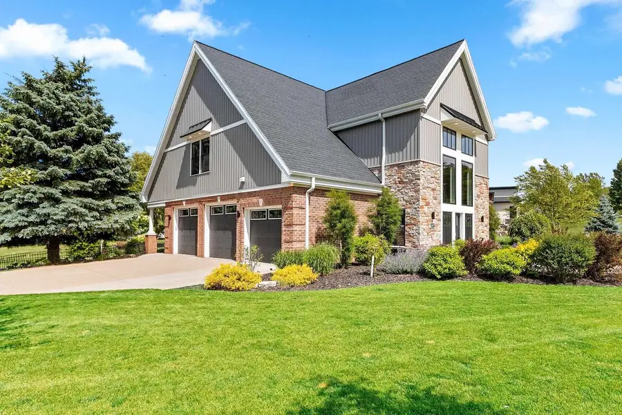 5107 ACHATES COURT, De Pere, WI 54115 - #2
