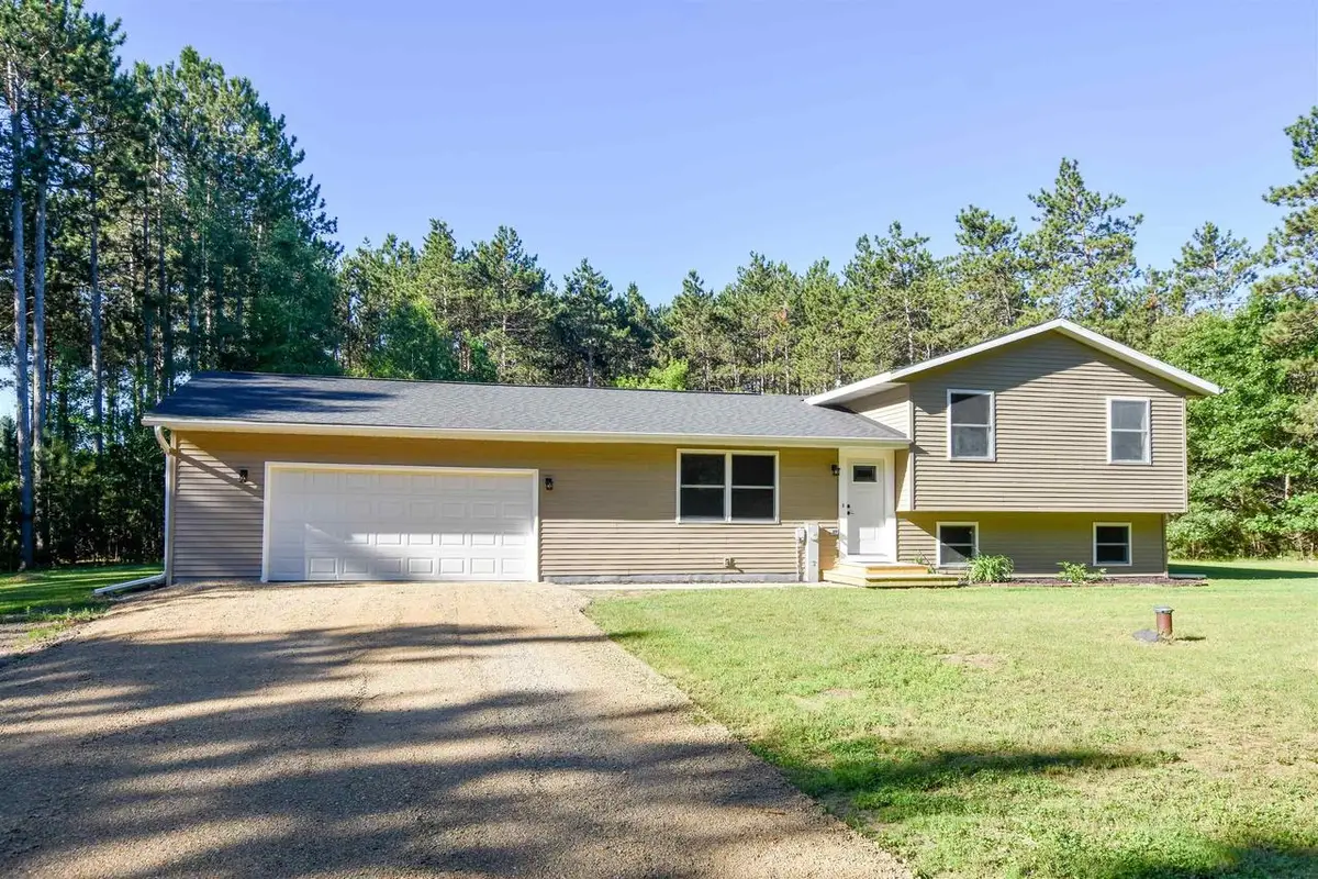 11065 EAST LANE, Waupaca, WI 54981 - #1