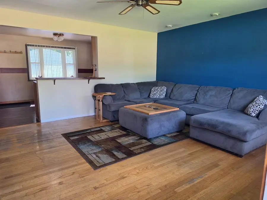 2404 GMEINER ROAD, Appleton, WI 54915 - #2
