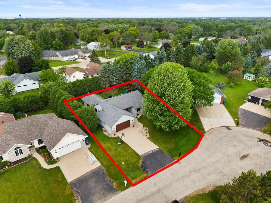 W2585 OAKBROOK COURT, Appleton, WI 54915 - #3