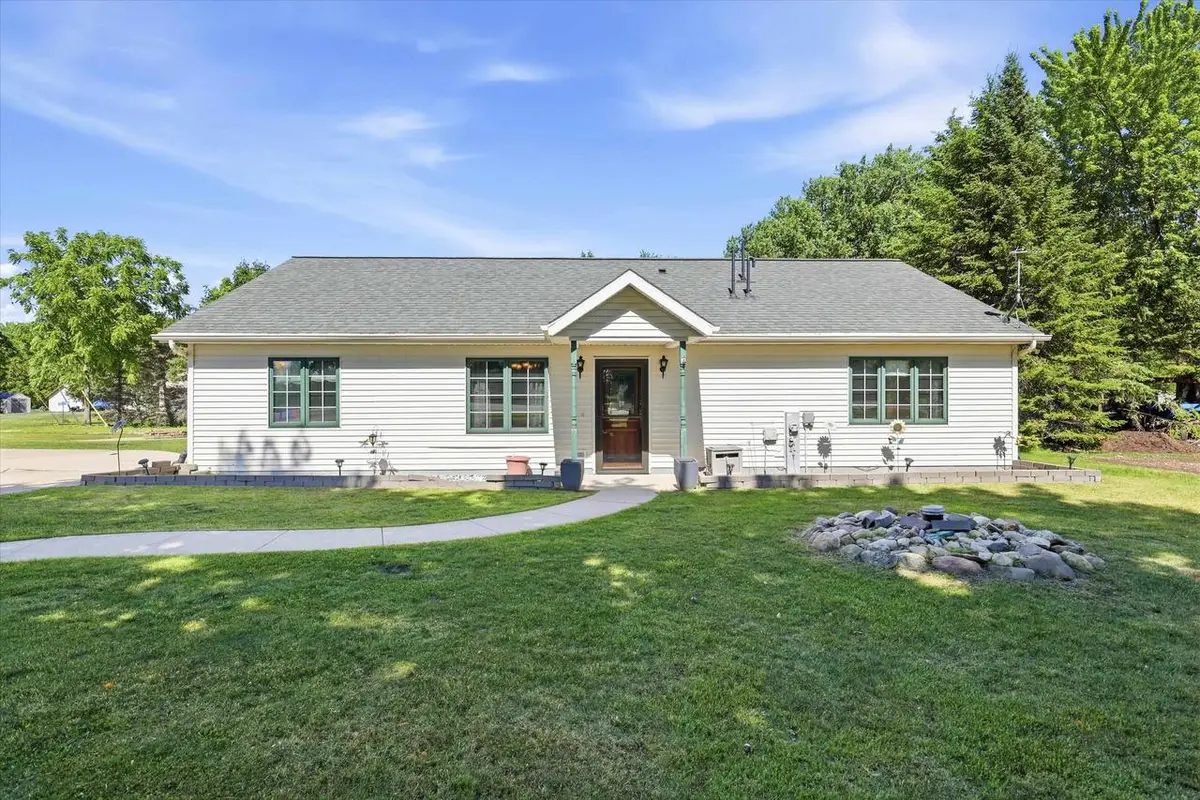 7344 S US HWY 45, Oshkosh, WI 54902 - #1