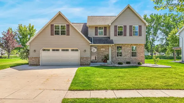 2014 CHARLES STREET, De Pere, WI 54115