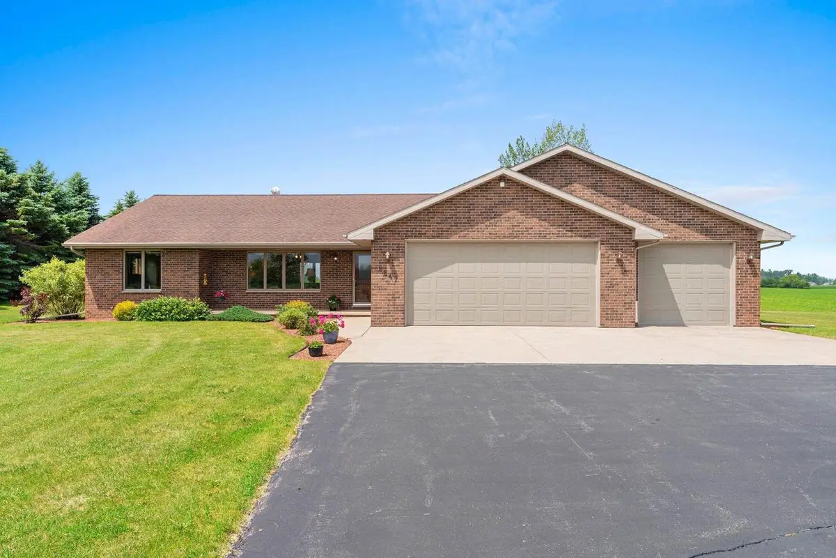 2847 STUMP ROAD, New Franken, WI 54229 - #1
