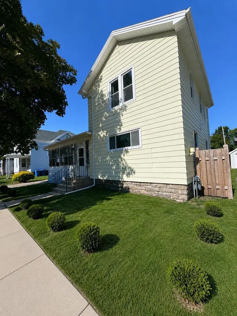 722 WRIGHT STREET, Oshkosh, WI 54901 - #2