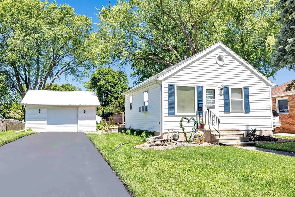 1192 BOND STREET, Green Bay, WI 54303 - #1
