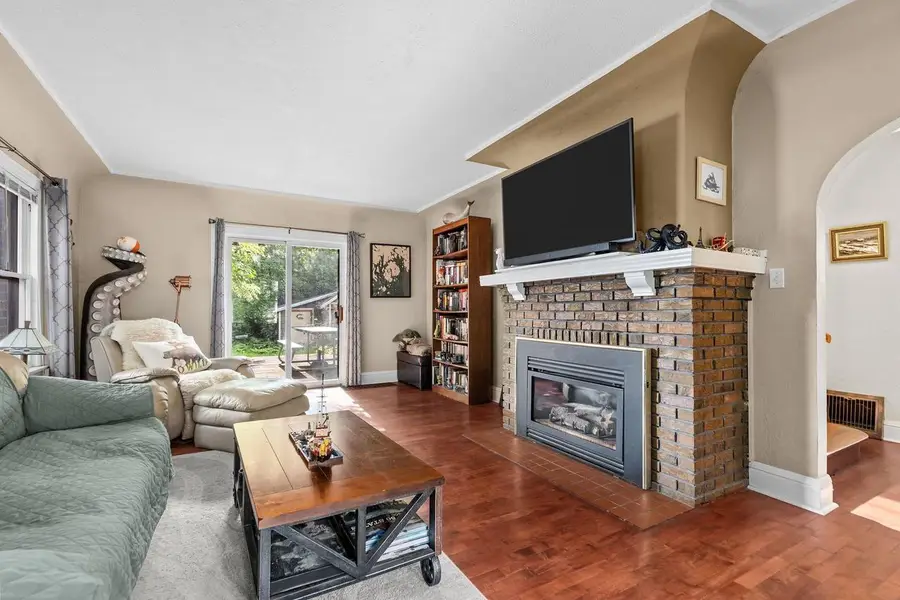 536 N MEADE STREET, Appleton, WI 54911 - #3